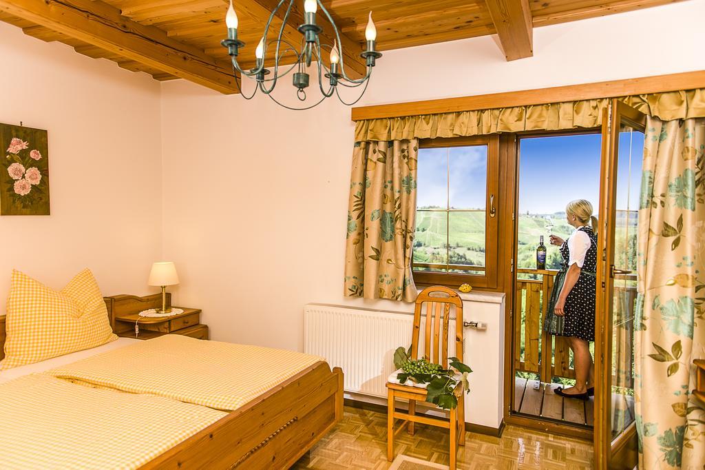Weingut- Gaestezimmer Marko Leutschach Buitenkant foto